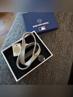 MLB Home Run LA Dodgers Swarovski Wrap Bracelet